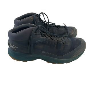 Arc'teryx Aerios Mid GTX FL Hiking Boots Shoes Mens 9.5 GoreTex Vibram Navy Blue